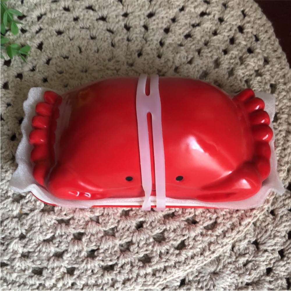 Red Ceramic CRAB Butter Dish - Picture 2 of 6